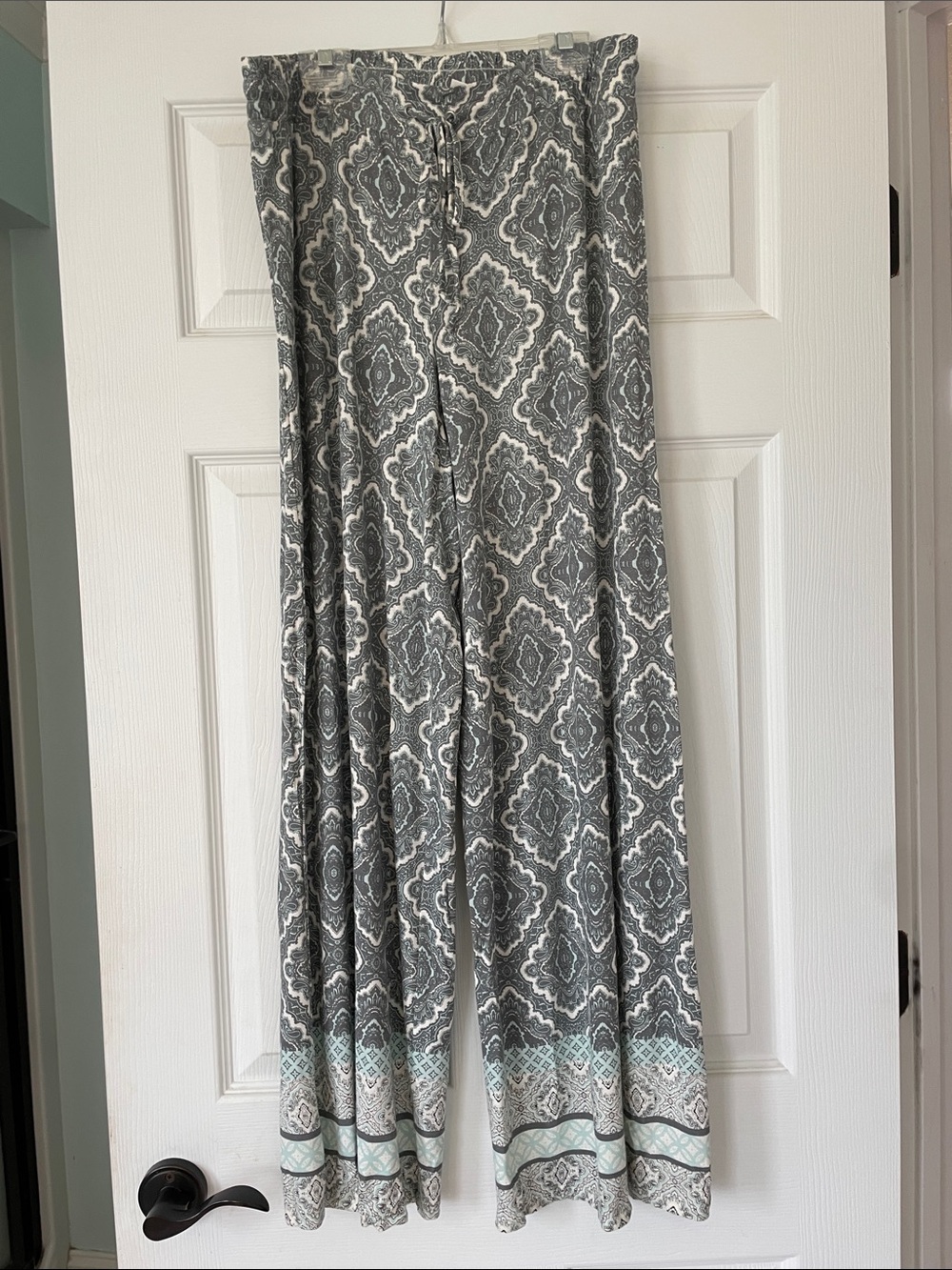 Cato Gray and Mint Printed Wide-Leg Pants M